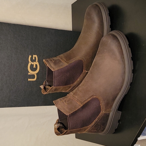 UGG Biltmore Chelsea Brown Leather Chukka Boots 8.5M - Picture 2 of 9